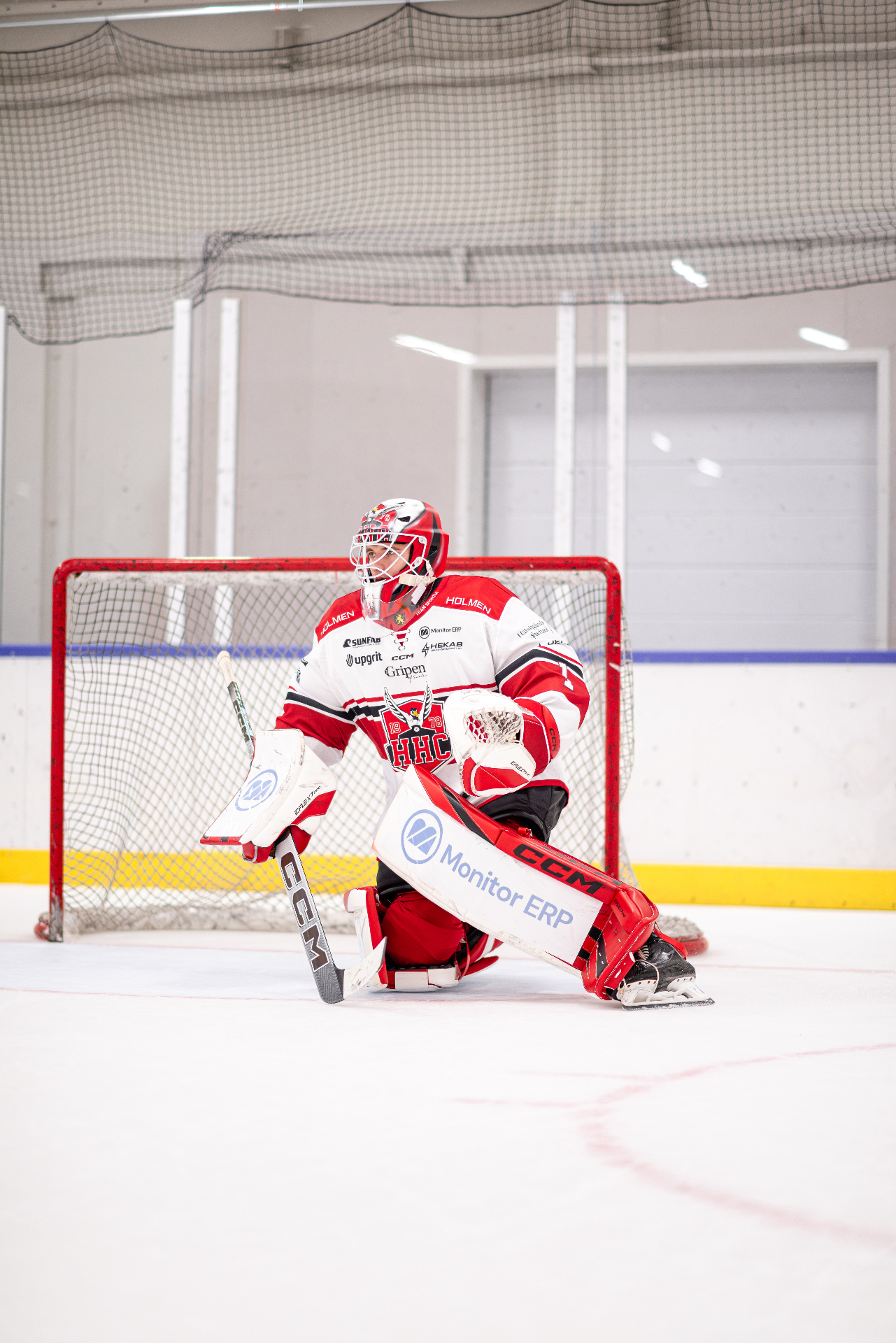 Lagträning på is i Aktivitetsfabrikens ishall