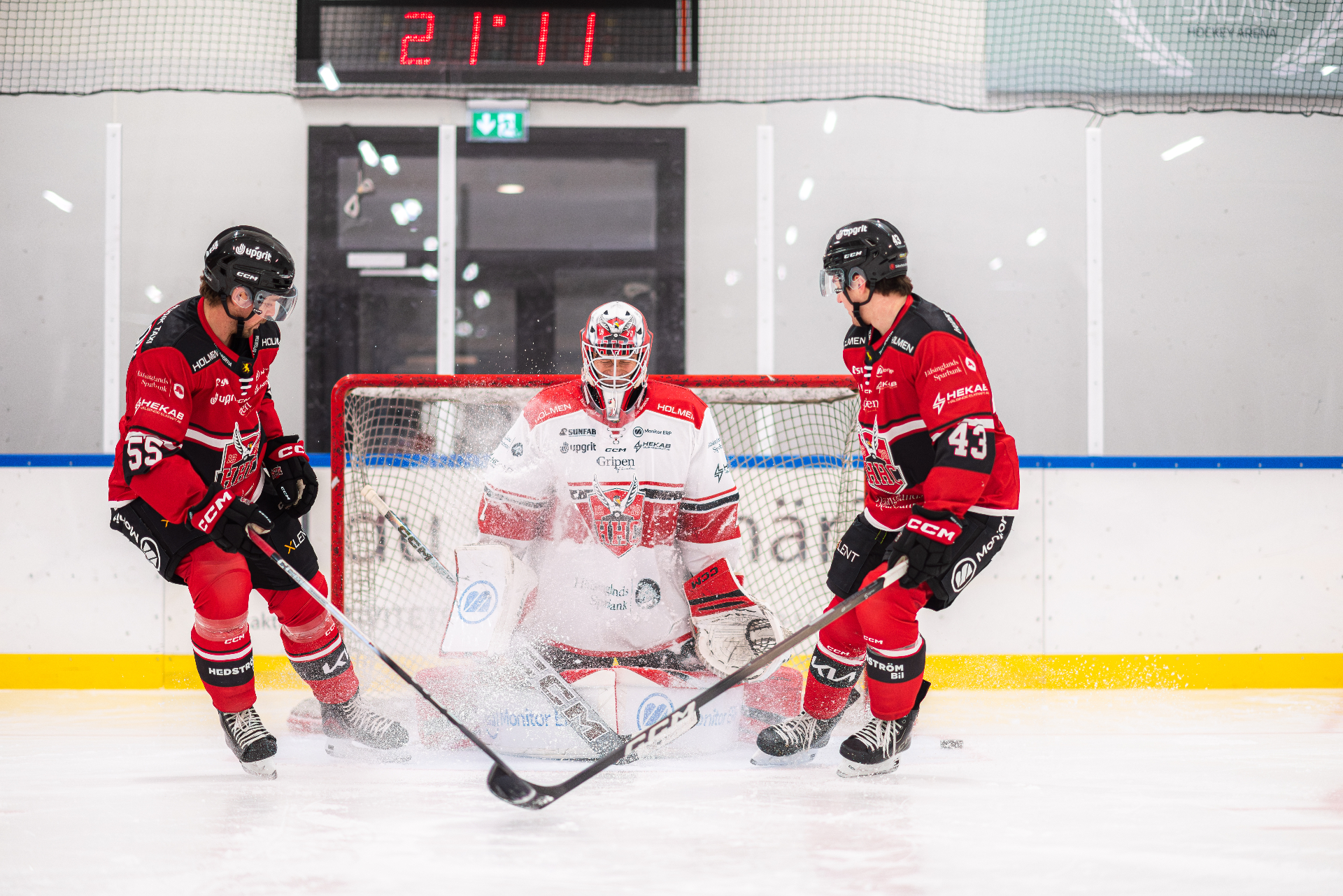 Hockeylag på lagfoto i ishallen